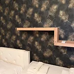Botanical Luxury Appartement Tirana