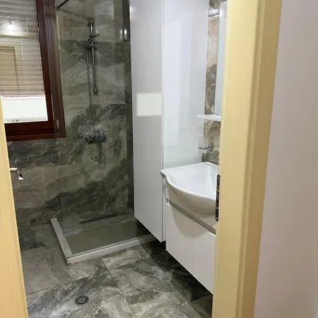Botanical Luxury * Tirana